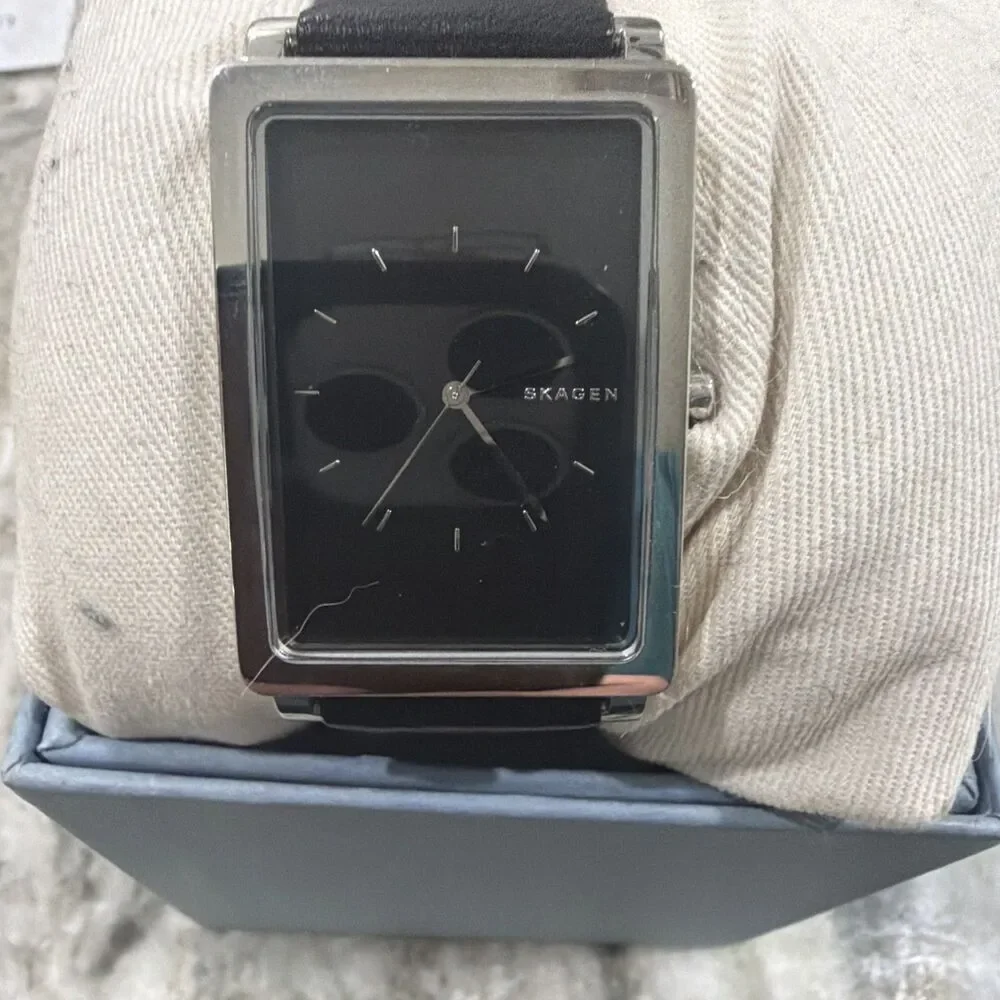 SKAGEN Hagen Mens Rectangular Casual Watch, Black Dial, Black Leather Band